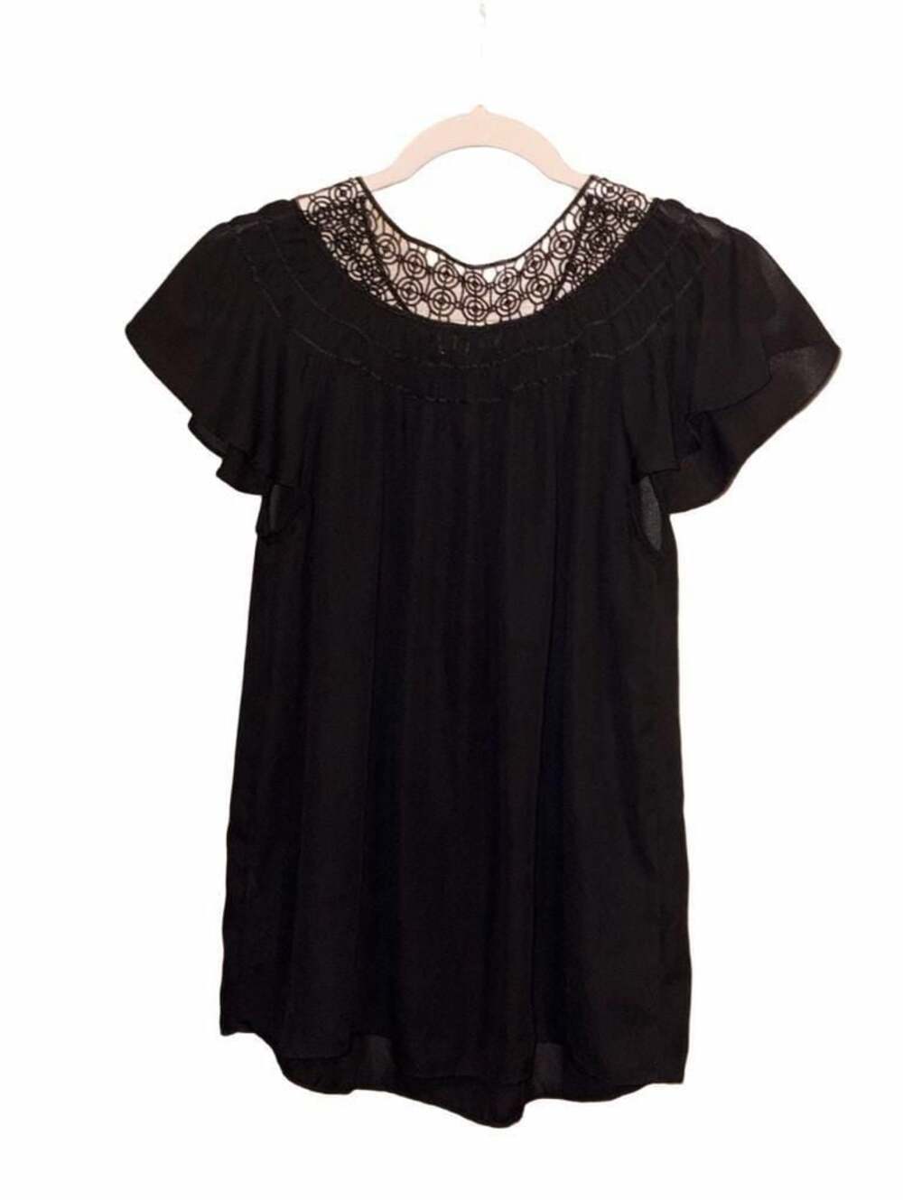 Max Studio Women’s Black Flutter Sleeve Crochet Trim Top Small - Picture 4 of 4